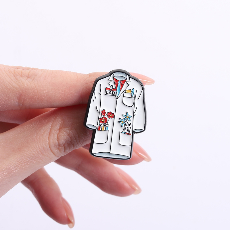 Bloemen doktersjas emaille pin - Lab Coat Medical recensie en prijs